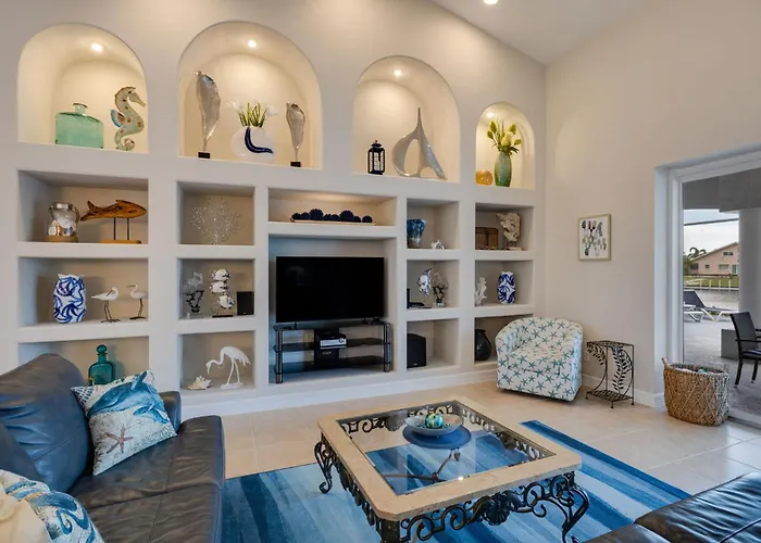 Cape Serenity- Premier Waterfront Villa With Kayaks And Bikes