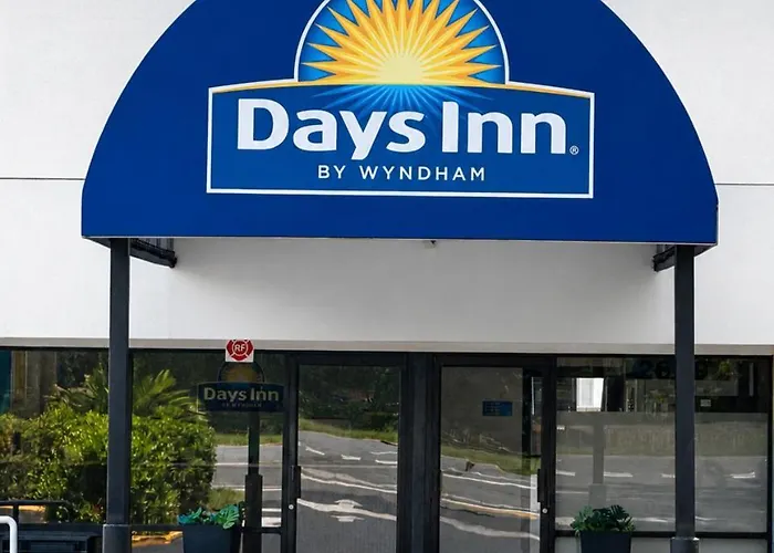 Days Inn By Wyndham Gainesville Hospital - University Area