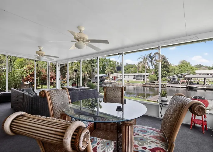 Boat Dock! 'Sunshine House' On St. Johns River