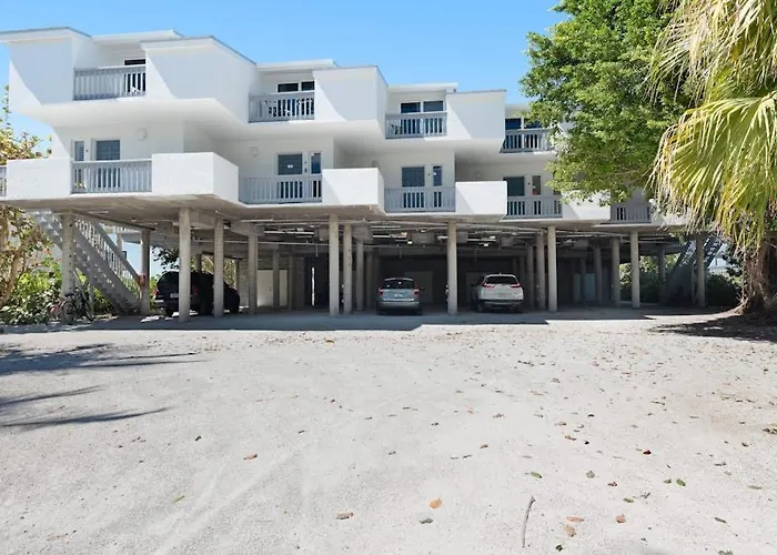Hidden Cove Unit 6