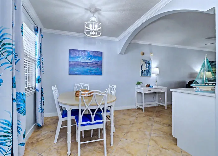 Barefoot Beach Resort F104
