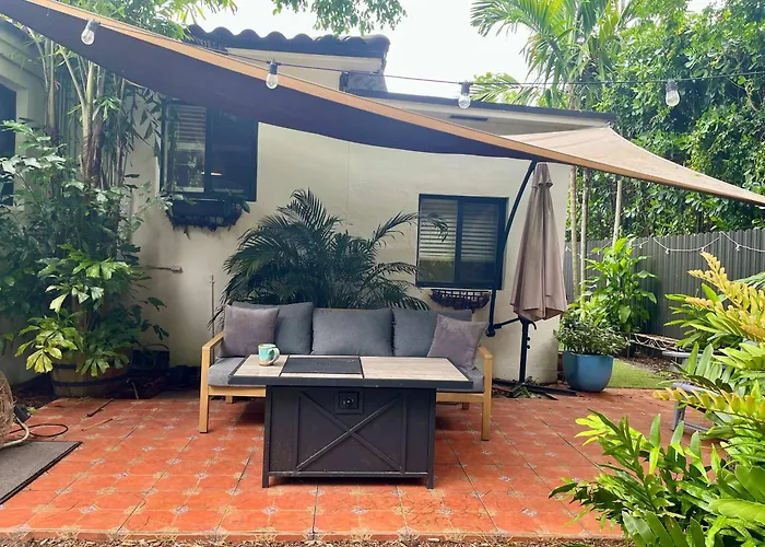 Biscayne Park Guest House