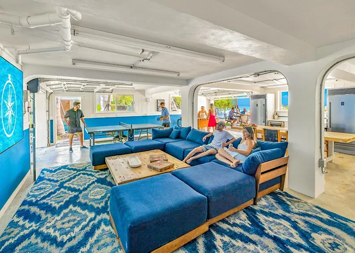 Private Beach Pickleball Court And Tiki Bar Heated Pool Designated Paradise Key