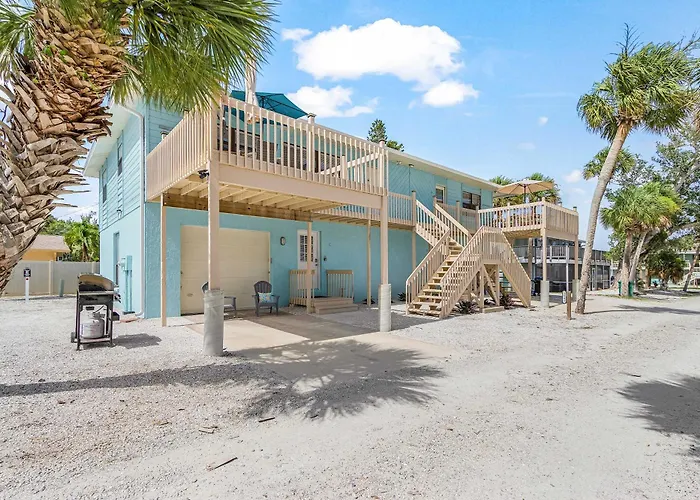 Blissful Beach Retreat C