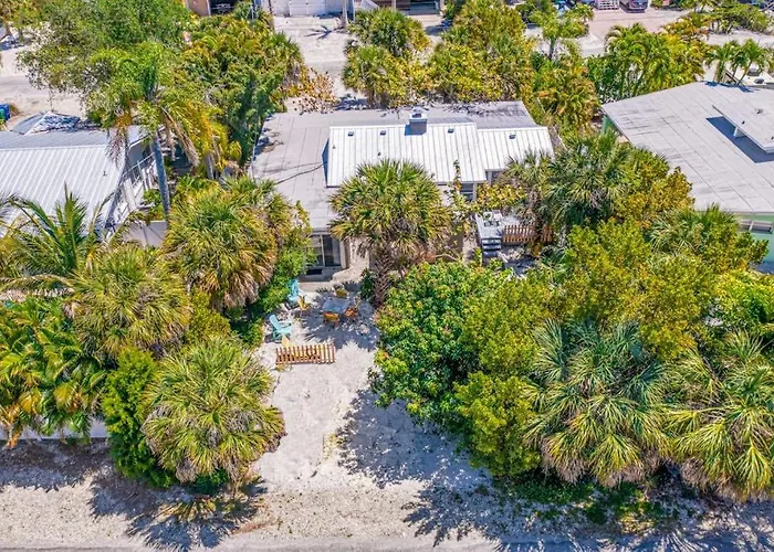 21 Palms Unit A