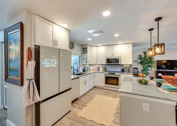 North Fort Myers Waterfront Home W/ Pool & Dock