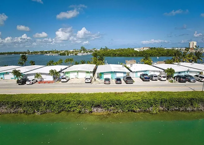 Keys To The Sea And Cabana Club