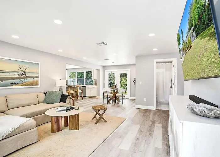 Relaxing 3Br Home Yard 10 Min To Beach
