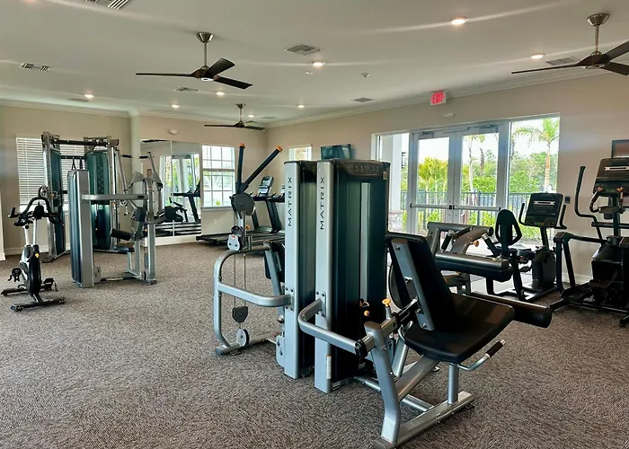 The Luxury New Modern Home 3-Br - Heated Pool, Gym Close To Downtown, Top Golf