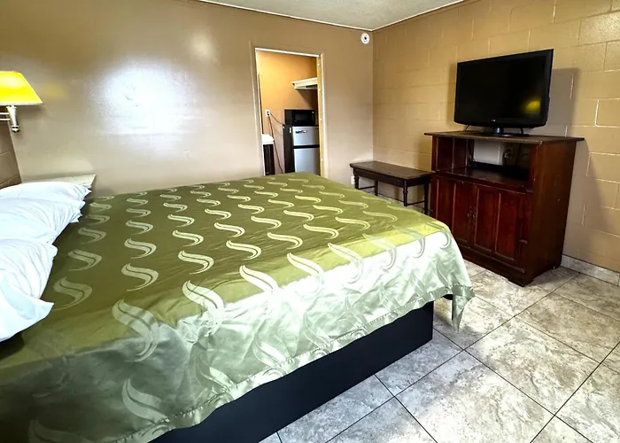 Briarwood Motel Near Valdosta University I 75
