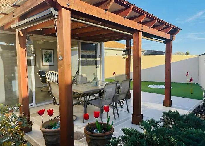 Heart Of The Villages, Near Sumter Landing! 2Br-2Ba New Golf Cart-Guest Ids Included!