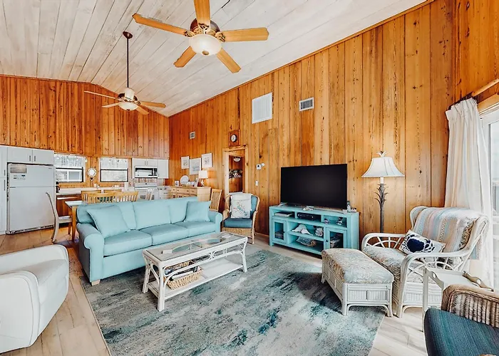 Gulf-Front Home With Wifi Private Beach Boardwalk & Views - Dog-Friendly