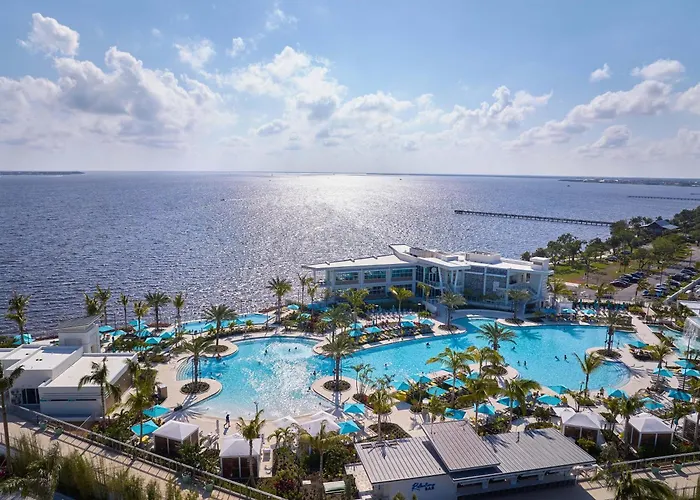 Sunsuites Villas At Sunseeker Resort, Curio By Hilton