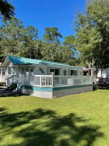 Salt Springs Cozy Cottage