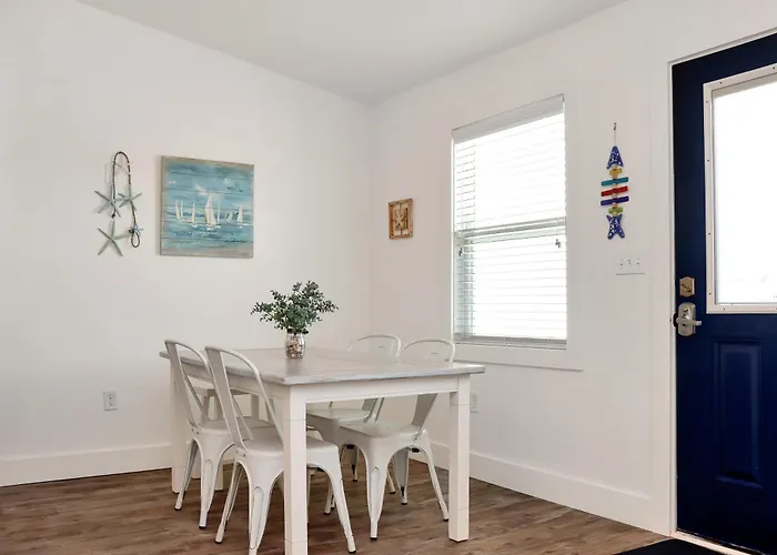 40Th Street Cottage By Pristine Properties Vacation Rentals