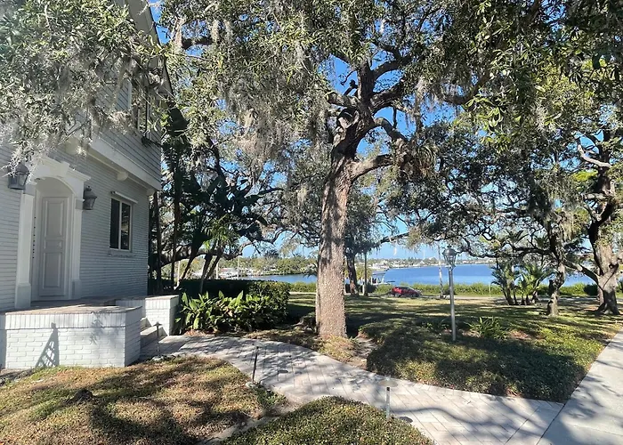Luxury Tarpon Springs Waterfront W Gulf Access