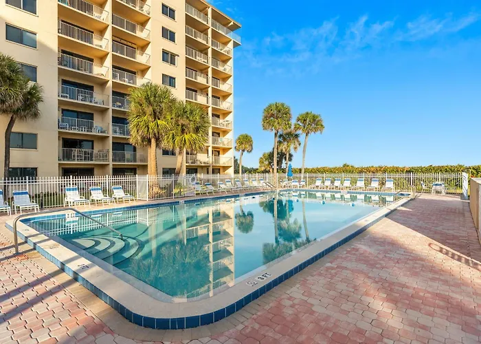 Canaveral Towers - Oceanfront And Penthouse Condos In Cocoa Beach By The Cruise Port