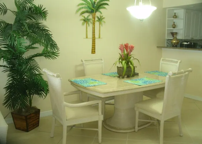 Bonita Beach Direct Beach Front Luxury & Fun