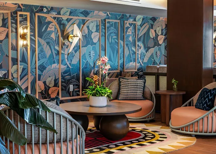 Ocean Key Resort & Spa, A Noble House Resort