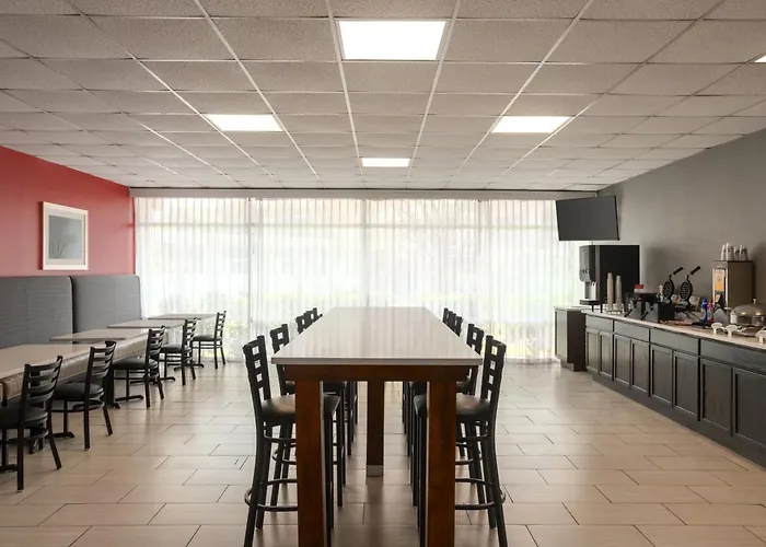 Ramada By Wyndham Cocoa