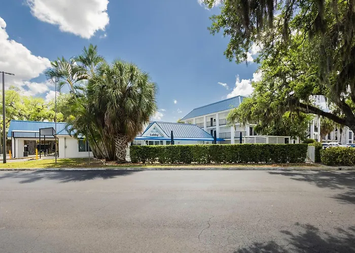 Days Inn By Wyndham Port Charlotte Town Center