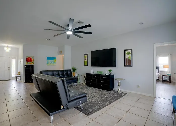 Affordable 3Br Home W/ Private Saltwater Pool