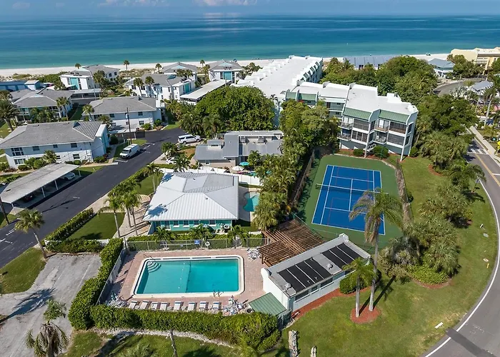 Private Beach Access Wpool And Tennis!