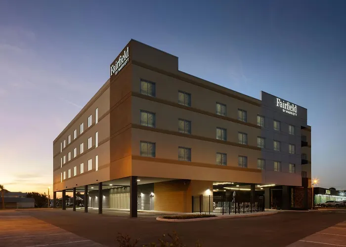Fairfield Inn & Suites By Marriott Melbourne Beach