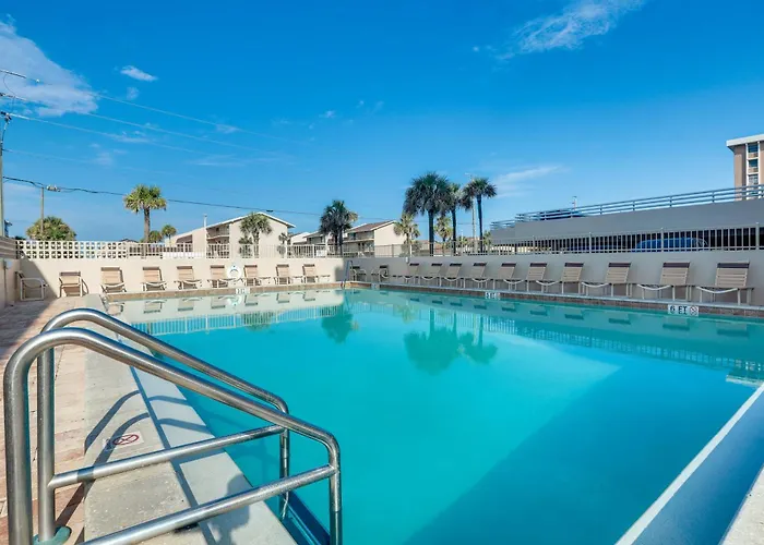 Unwind Poolside, Walk To Shore! Ponce Inlet Escape