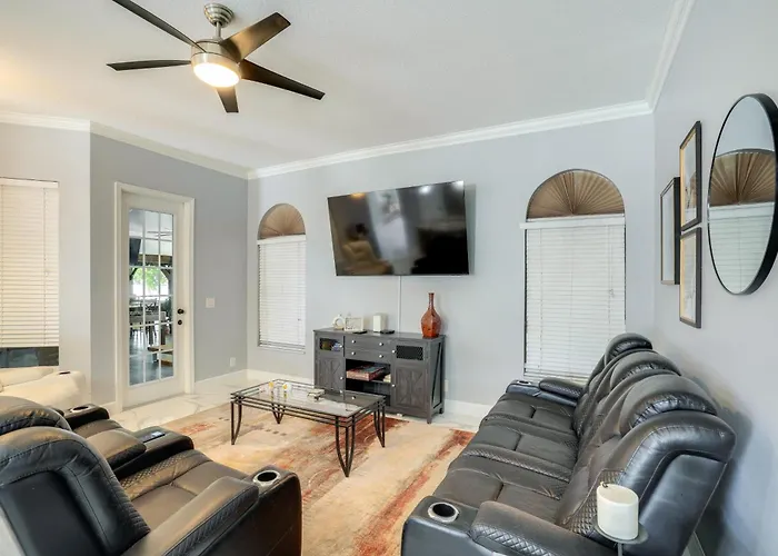 Games, Outdoor Kitchen: Port St Lucie Family Home