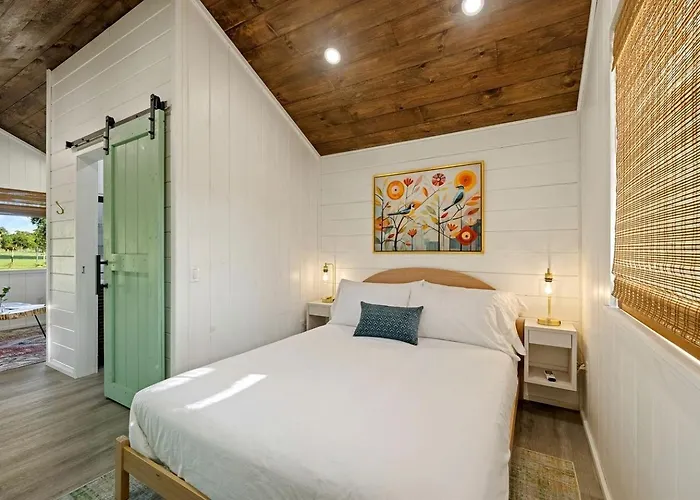 Entire Farm Retreat With Three Modern Cabins In Lake City, Florida, Perfect For An Event Or Large Family Getaway