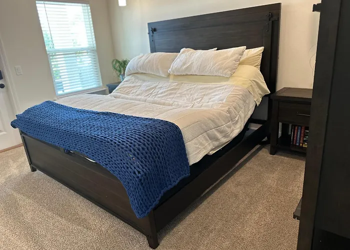 Waterfront Master Suite With Views Of Barrier Island