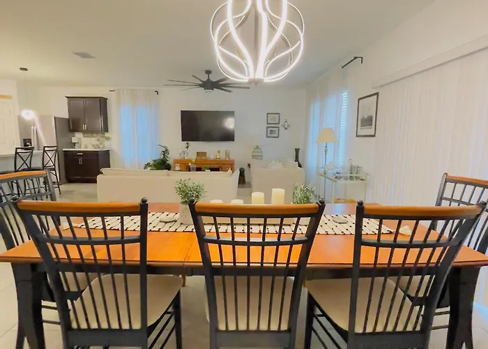 Port St Lucie Family Retreat Near Beaches