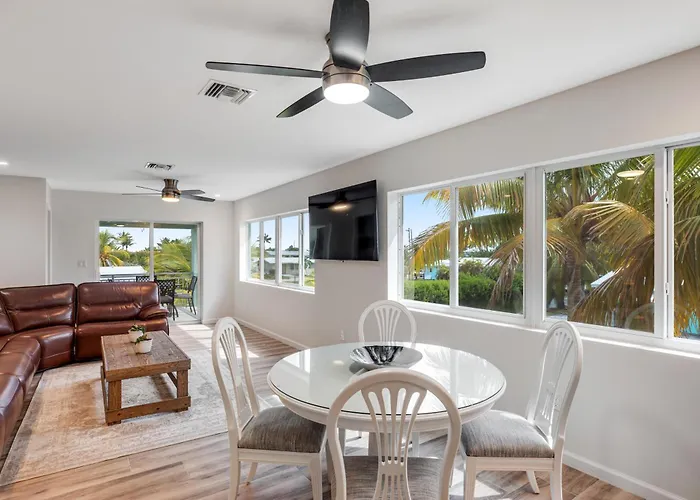 Bp04Flr Sunset Villa