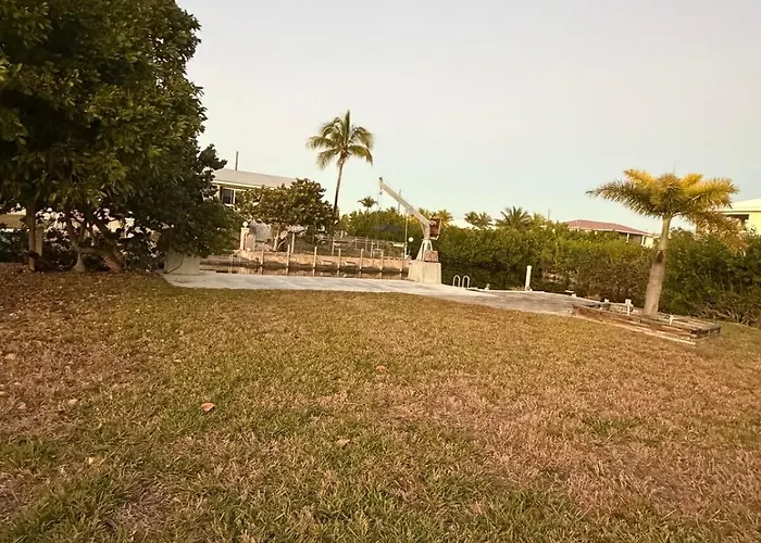 Welcome To Your Slice Of Paradise In Big Pine Key!