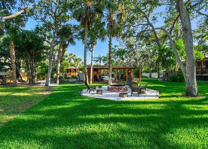 Recharge And Relax Hideaway - Holiday Home - Holiday Home