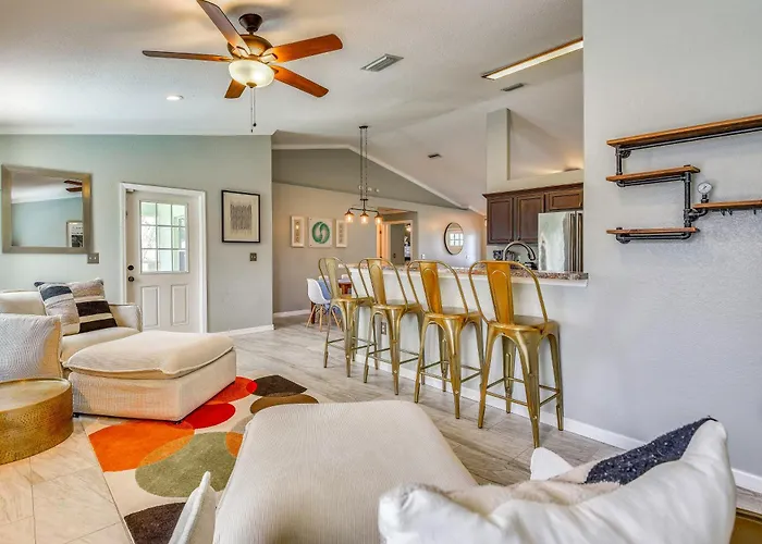 Group-Friendly Palmetto Oasis Near Beaches