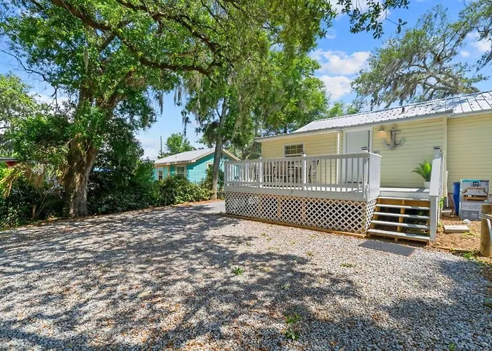 Historic St Andrews Coastal Bungalow