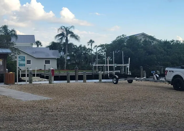 Manatee River Bungalow-6 Boat Ramp At Highl Shores