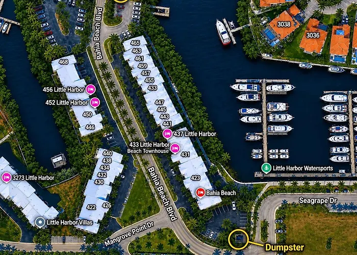 Mangrove Waterway View Sleeps 4 Pool & Courts