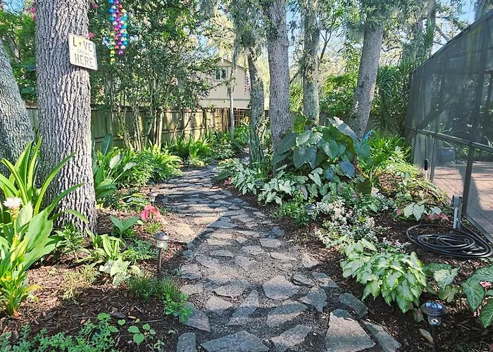 A2E Gardens