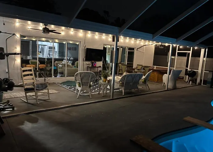 Largo Oasis With Pool And Hot Tub