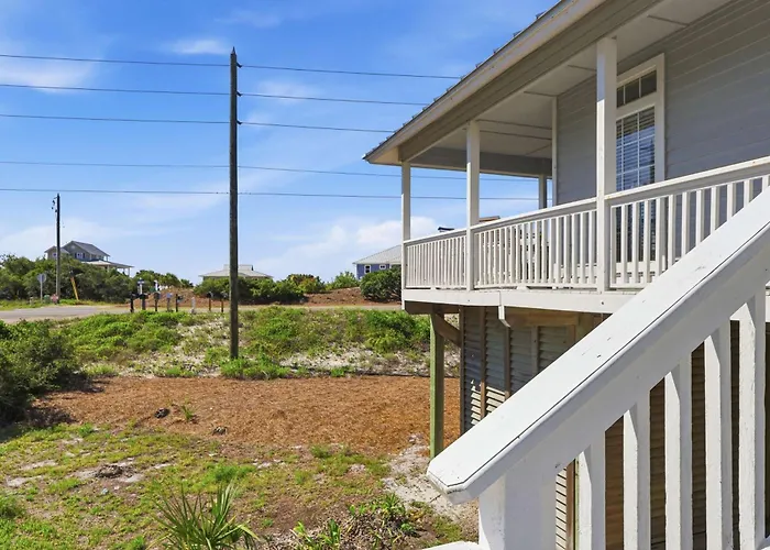 New- Pet Friendly St George Island Sleeps 6