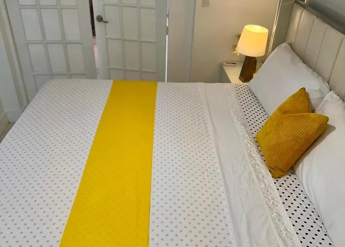 Private Guesthouse