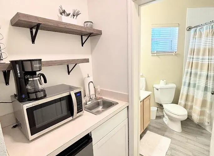 Right Direction Rentals Studio Villa 9970