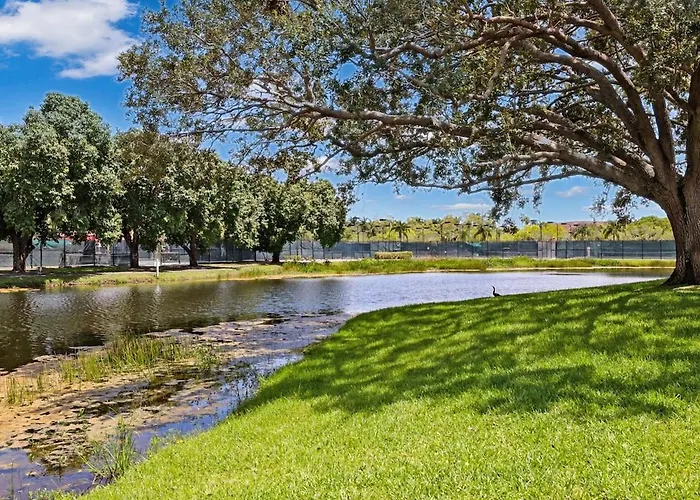 Pet Friendly-Walk To Pga Resort