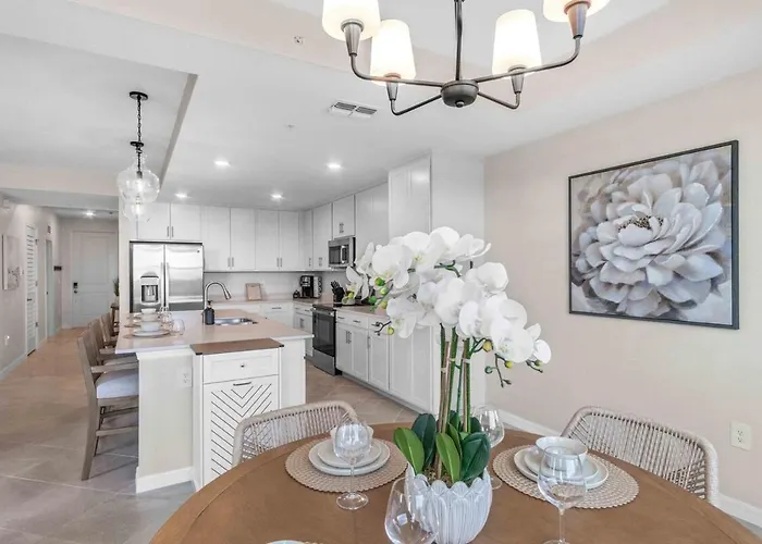 Venice Florida Modern Retreat