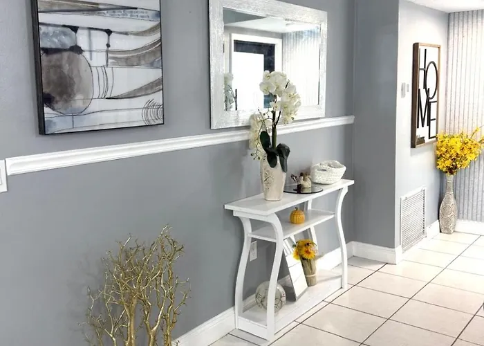 House Apartment Suite