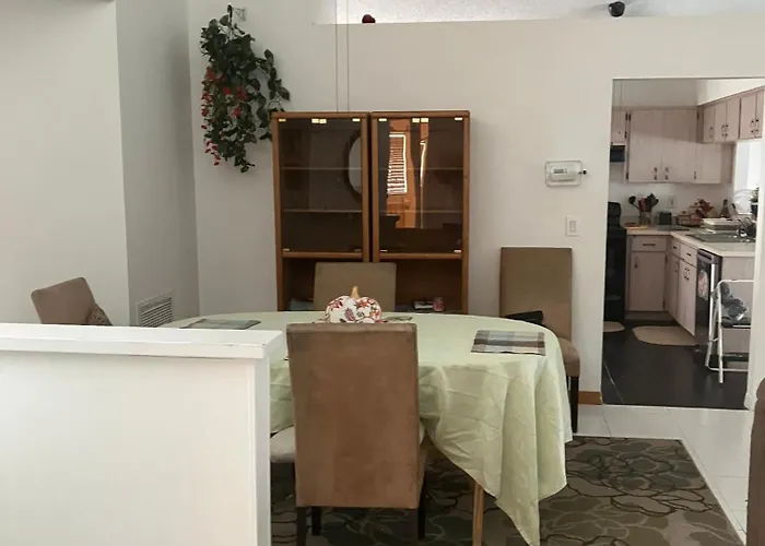 Brandon 4-Bedroom Pool Home