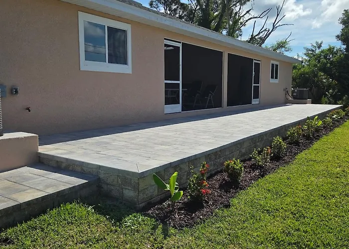 New 1St Floor 1 Level Across From Marina Garage